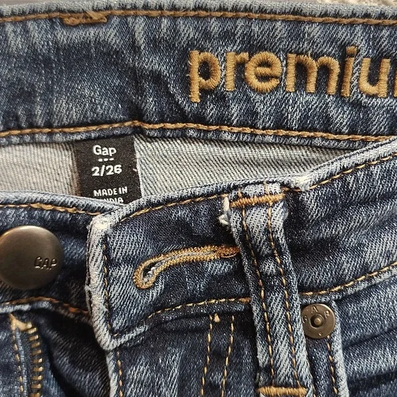 GAP Women's Premium Distressed Blue Skinny Jeans,  Ladies Size 2/26,  Distressed - Picture 6 of 9